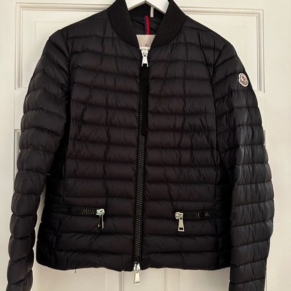 Moncler Blen Giubbotto puffer bomber style jacket with zipper detail